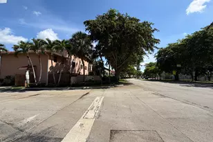 9908 Hammocks Blvd, Miami, FL 33196 - Photo 23