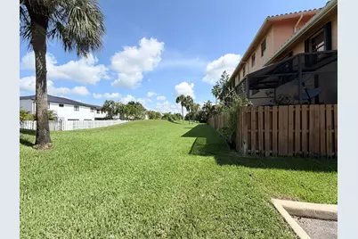 9908 Hammocks Boulevard #103-42, Miami, FL 33196 - Photo 27