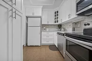 8280 SW 24th St, North Lauderdale, FL 33068 - Photo 3