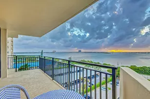 5460 N Ocean Dr, Singer Island, FL 33404 - Photo 3