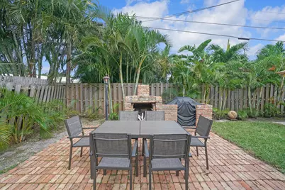 1333 SE 8th Street, Deerfield Beach, FL 33441 - Photo 25