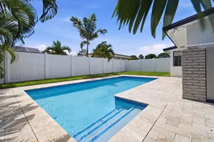 1333 SE 8th St, Deerfield Beach, FL 33441 - Photo 3