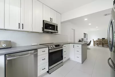 1333 SE 8th Street, Deerfield Beach, FL 33441 - Photo 7