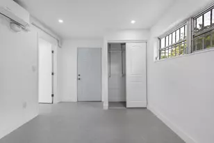 321 NW 21st Ave, Miami, FL 33125 - Photo 11