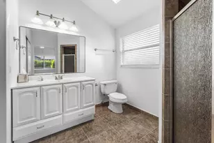 139 Royal Pine Cir S, Royal Palm Beach, FL 33411 - Photo 11