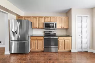 139 Royal Pine Cir S, Royal Palm Beach, FL 33411 - Photo 15