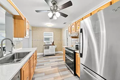 8960 NW 12th Place, Plantation, FL 33322 - Photo 9
