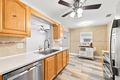 8960 NW 12th Place, Plantation, FL 33322 - Photo 13