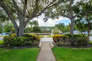 6319 Bay Club Dr, Fort Lauderdale, FL 33308 - Photo 35
