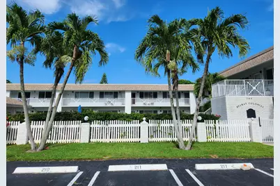 1001 NE 8th Avenue #212, Delray Beach, FL 33483 - Photo 1