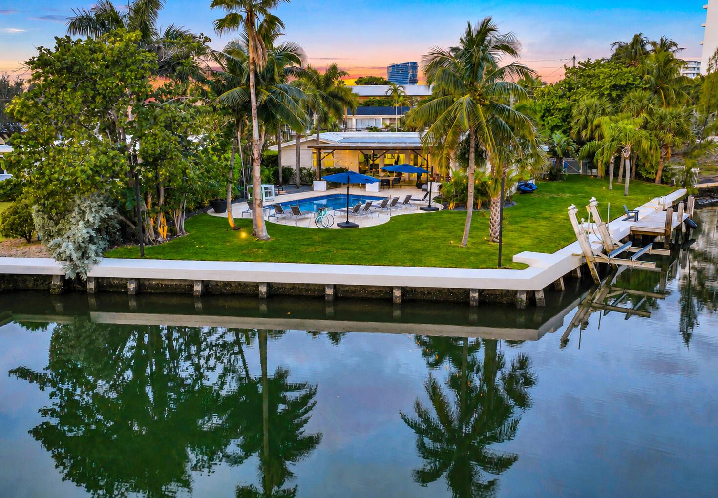 1700 Marietta Dr - 1700 Marietta Dr, Fort Lauderdale, FL 33316 Luxury Property | Jose Angel Pina