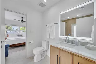 1700 Marietta Dr, Fort Lauderdale, FL 33316 - Photo 27