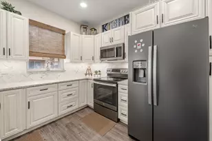 123 Wakulla Springs Way, Royal Palm Beach, FL 33411 - Photo 15