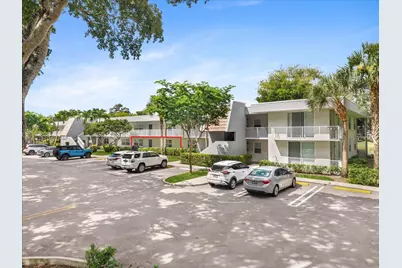 4240 Oaks Terrace #103, Pompano Beach, FL 33069 - Photo 5