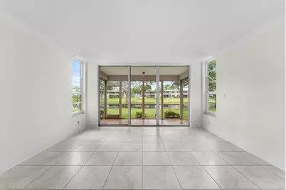 4240 Oaks Terrace #103, Pompano Beach, FL 33069 - Photo 9