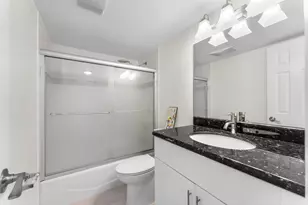 4240 Oaks Terrace, Pompano Beach, FL 33069 - Photo 25