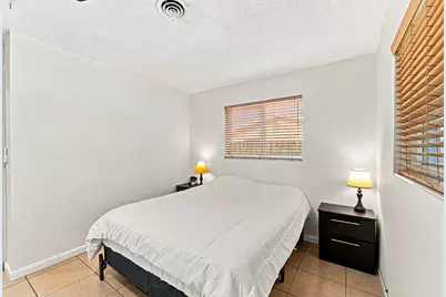 2908 NW 48th Street, Tamarac, FL 33309 - Photo 11