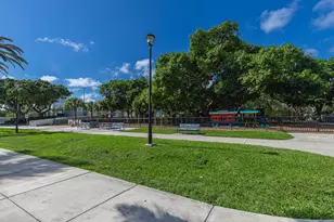 1117 Meridian Ave, Miami Beach, FL 33139 - Photo 13