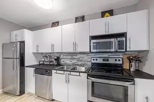 1117 Meridian Ave, Miami Beach, FL 33139 - Photo 9