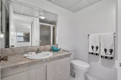 40 Burgundy A, Delray Beach, FL 33484 - Photo 19