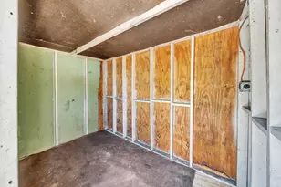 221 NW 43rd Pl, Deerfield Beach, FL 33064 - Photo 37