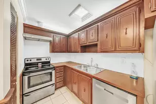 221 NW 43rd Pl, Deerfield Beach, FL 33064 - Photo 45