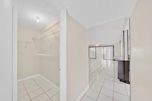 221 NW 43rd Pl, Deerfield Beach, FL 33064 - Photo 17