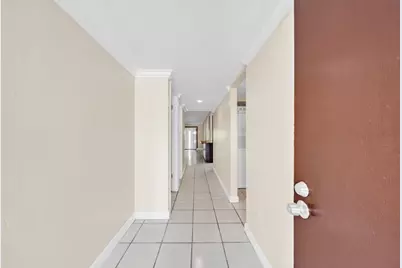 221 NW 43rd Place, Deerfield Beach, FL 33064 - Photo 5