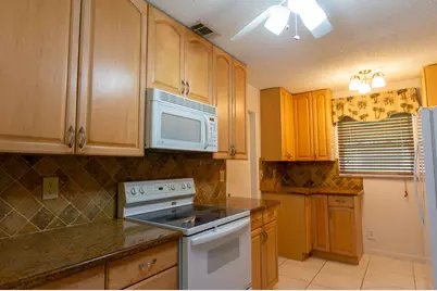 715 SW 18th Street, Boynton Beach, FL 33426 - Photo 7