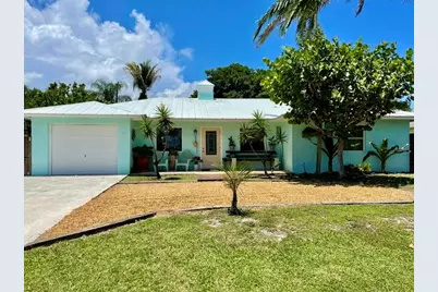 415 Beacon Street, Tequesta, FL 33469 - Photo 1