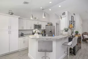 5435 NW Crista St, Port Saint Lucie, FL 34986 - Photo 11