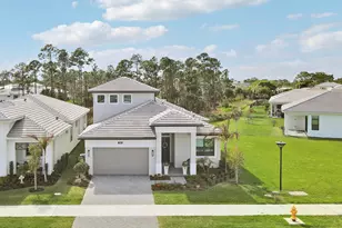 7030 SE Haven Ln, Stuart, FL 34997 - Photo 1