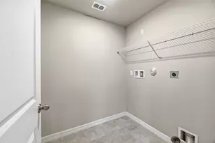 4046 Hot Spgs Ave, Palm Springs, FL 33461 - Photo 21