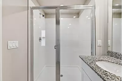 4046 Hot Springs Avenue, Palm Springs, FL 33461 - Photo 25