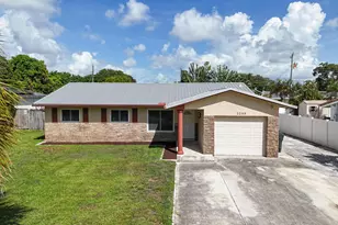 2233 NW 3rd Ave, Boca Raton, FL 33431 - Photo 3