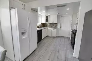 2233 NW 3rd Ave, Boca Raton, FL 33431 - Photo 11