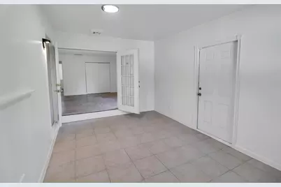 2233 NW 3rd Avenue, Boca Raton, FL 33431 - Photo 17