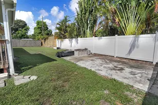2233 NW 3rd Ave, Boca Raton, FL 33431 - Photo 29