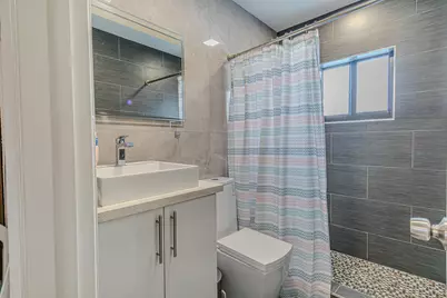 7690 W 29th Way #202, Hialeah, FL 33018 - Photo 9