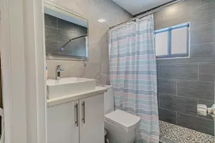 7690 W 29th Way, Hialeah, FL 33018 - Photo 9
