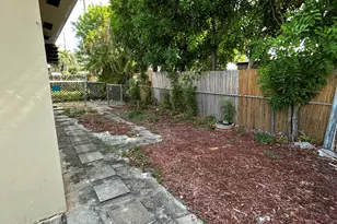 5881 NE 18th Ave, Fort Lauderdale, FL 33334 - Photo 7