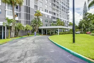 3850 Washington St, Hollywood, FL 33021 - Photo 1