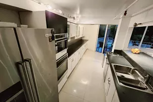 1000 Quayside Terrace, Miami, FL 33138 - Photo 9