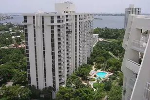 1000 Quayside Terrace, Miami, FL 33138 - Photo 1