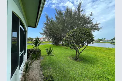 1771 Lakefront Boulevard, Fort Pierce, FL 34982 - Photo 15