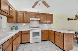 310 Deer Creek Lakeside Way, Deerfield Beach, FL 33442 - Photo 11
