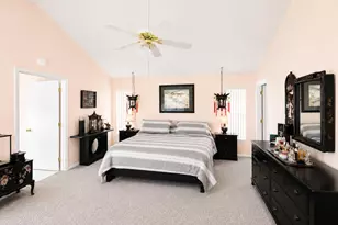 16320 NW 9th Dr, Pembroke Pines, FL 33028 - Photo 9