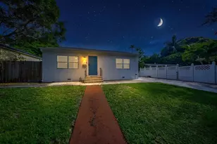 827 Nathan Hale Rd, West Palm Beach, FL 33405 - Photo 1