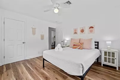 827 Nathan Hale Road, West Palm Beach, FL 33405 - Photo 13