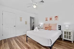 827 Nathan Hale Rd, West Palm Beach, FL 33405 - Photo 13